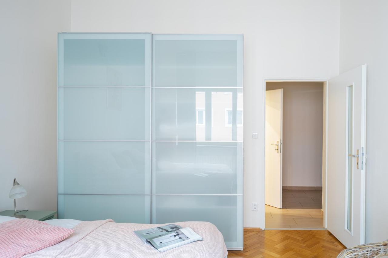 Homey Flat In Vinohrady By Days Appartement Prague